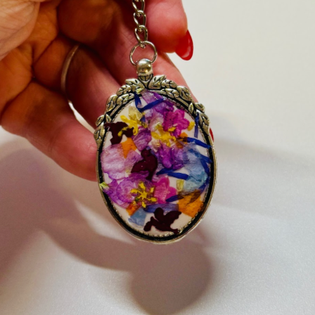 Pressed flower pendant