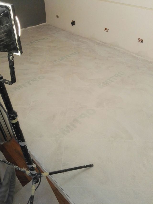 posa di pavimento in resina