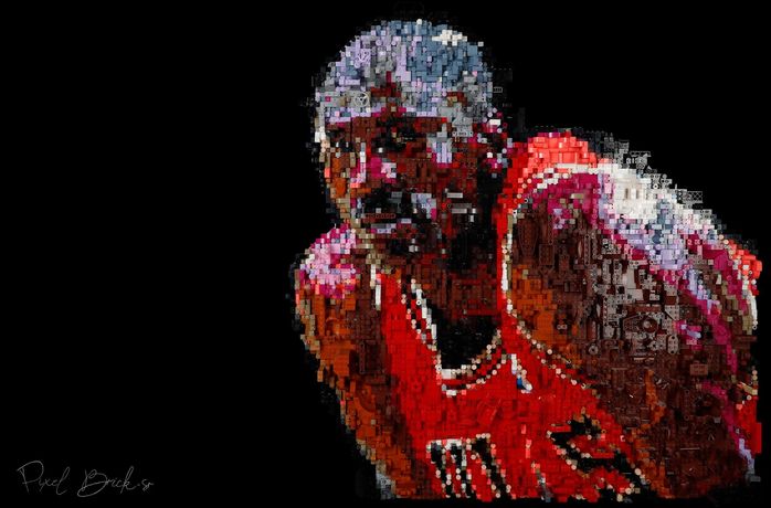 Michael Jordan, maillot rouge, expression intense, terrain de basket, pixelisé.