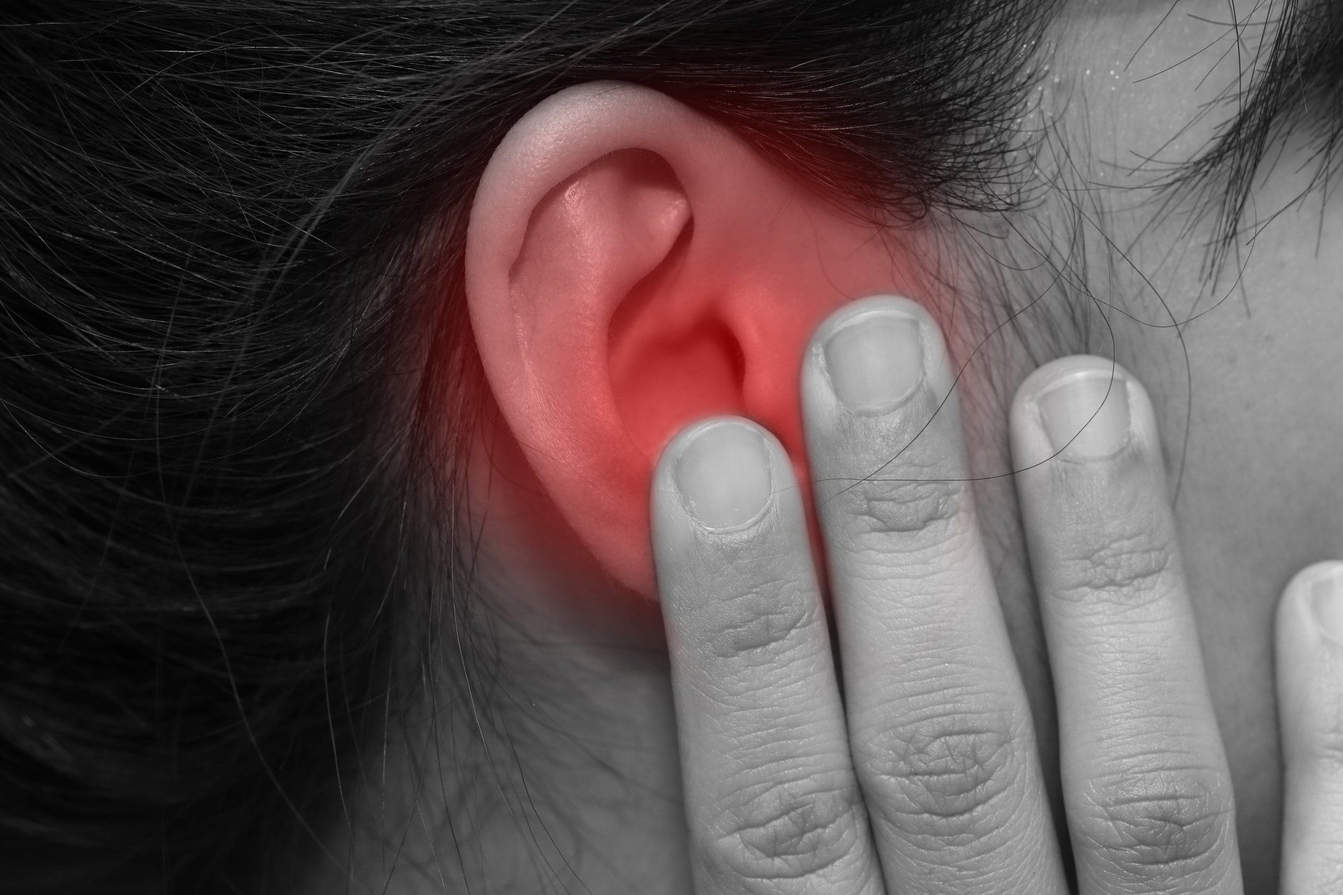 Болит ухо можно греть