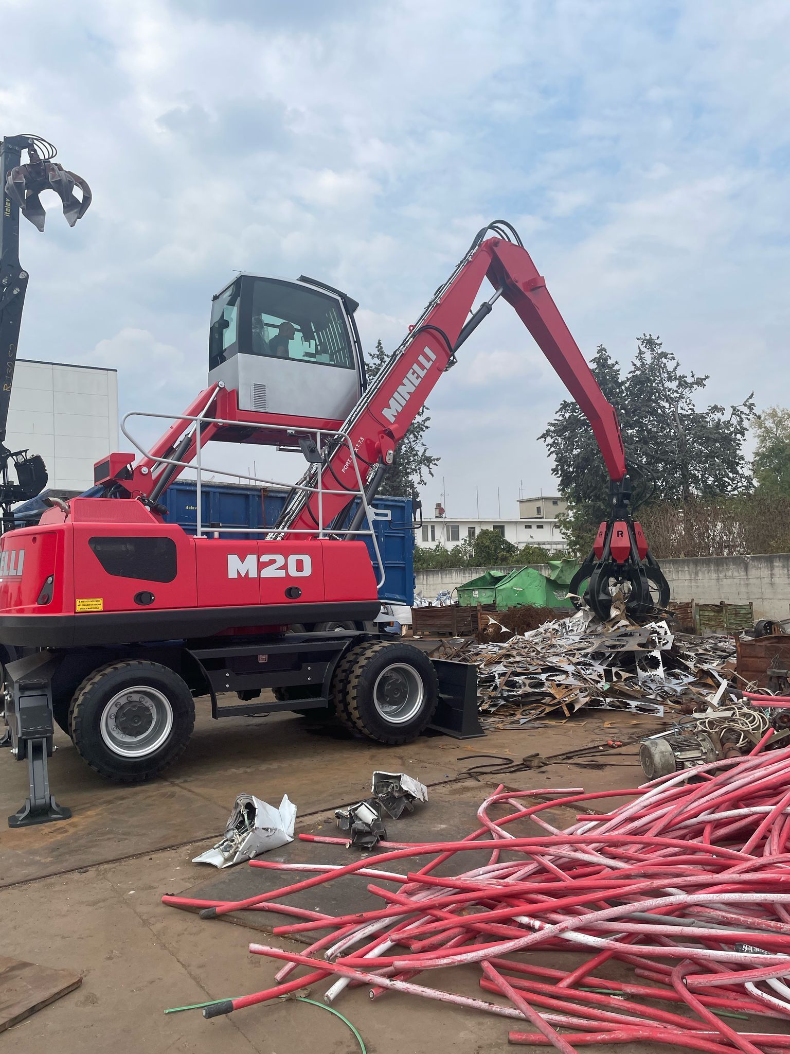 RACCOLTA MATERIALI VERSO LE VOSTRE SEDI AZIENDALI 