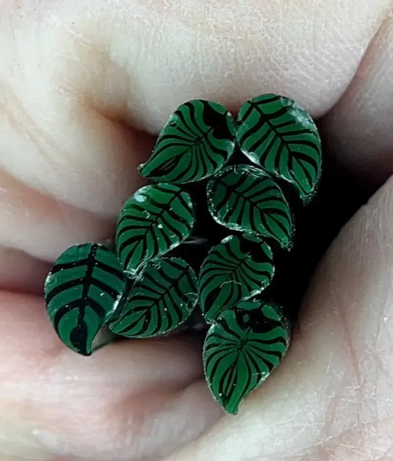 Coe 96 Murrini Leaf Dark Green