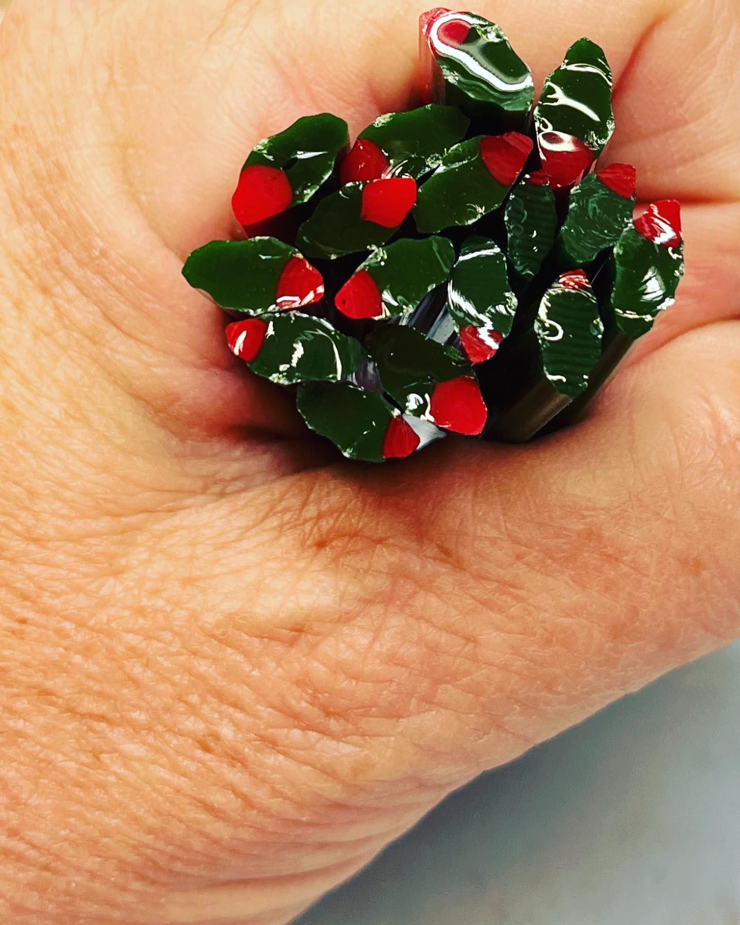 Coe 96 Murrini Christmas Holly