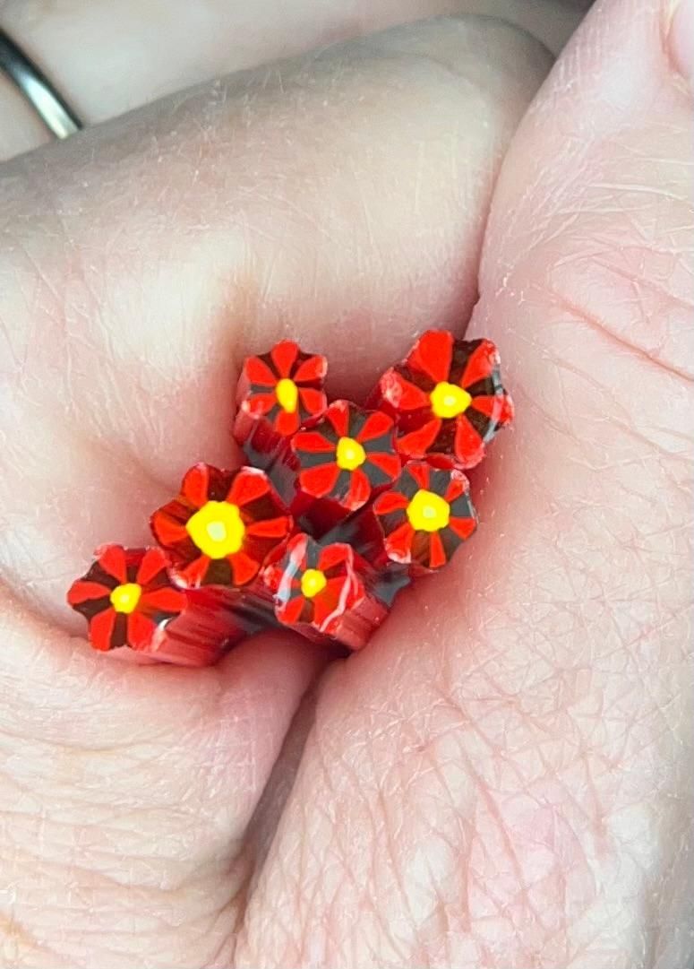 Coe 90 Murrini Flower Scarlet Blossom