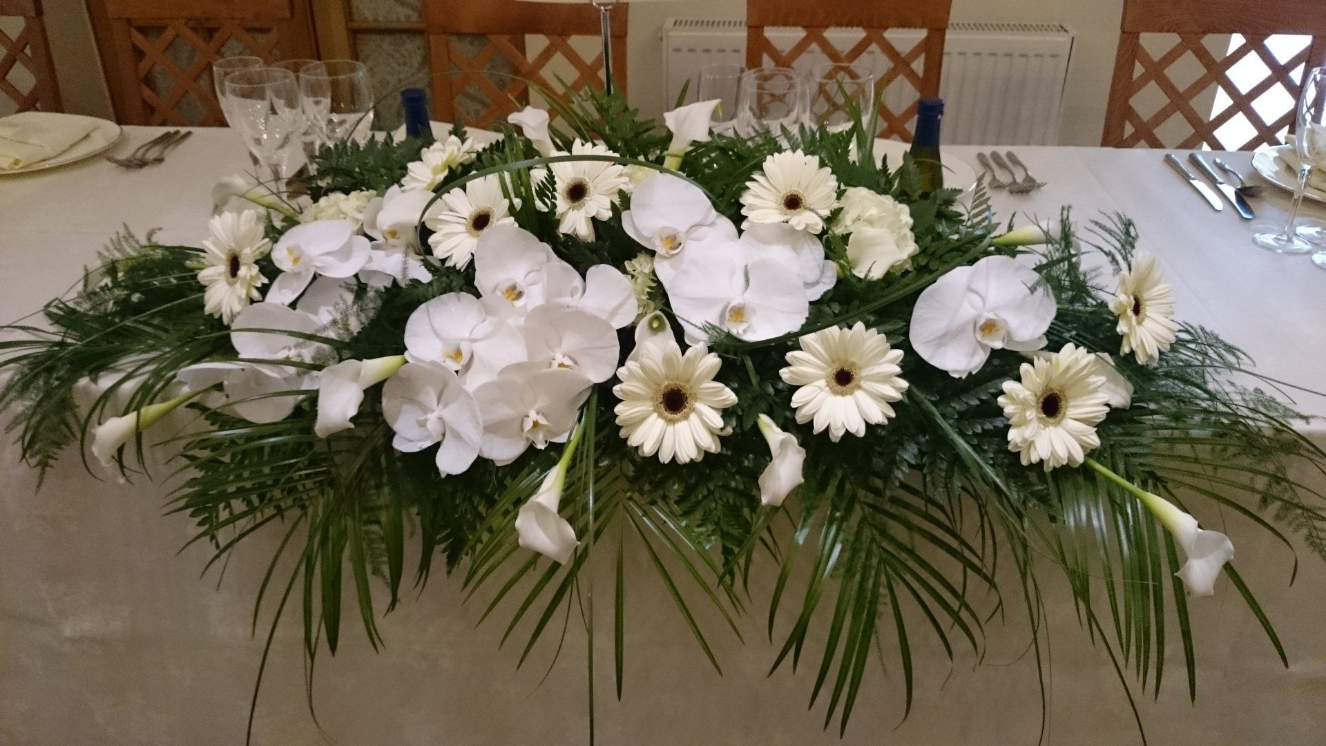 white flower bouquet
