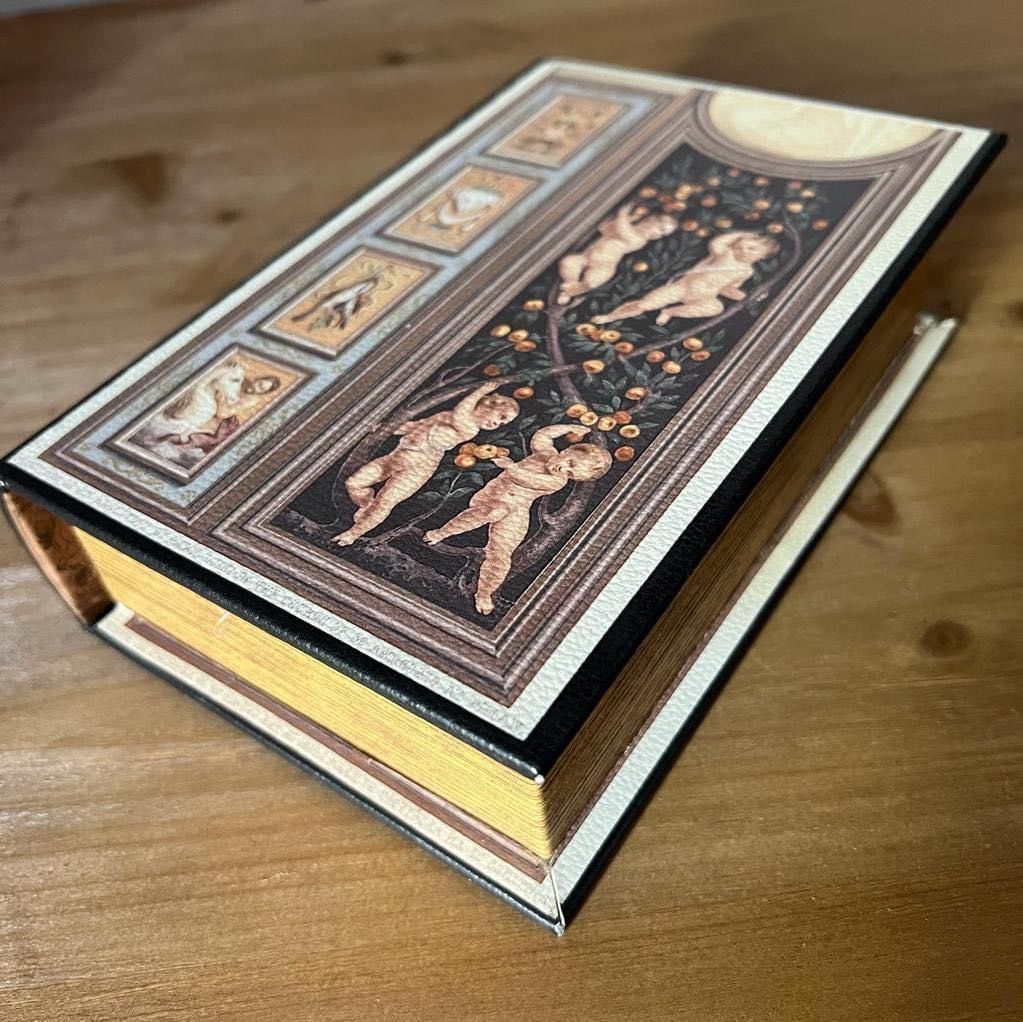 Lettera di rose in libro