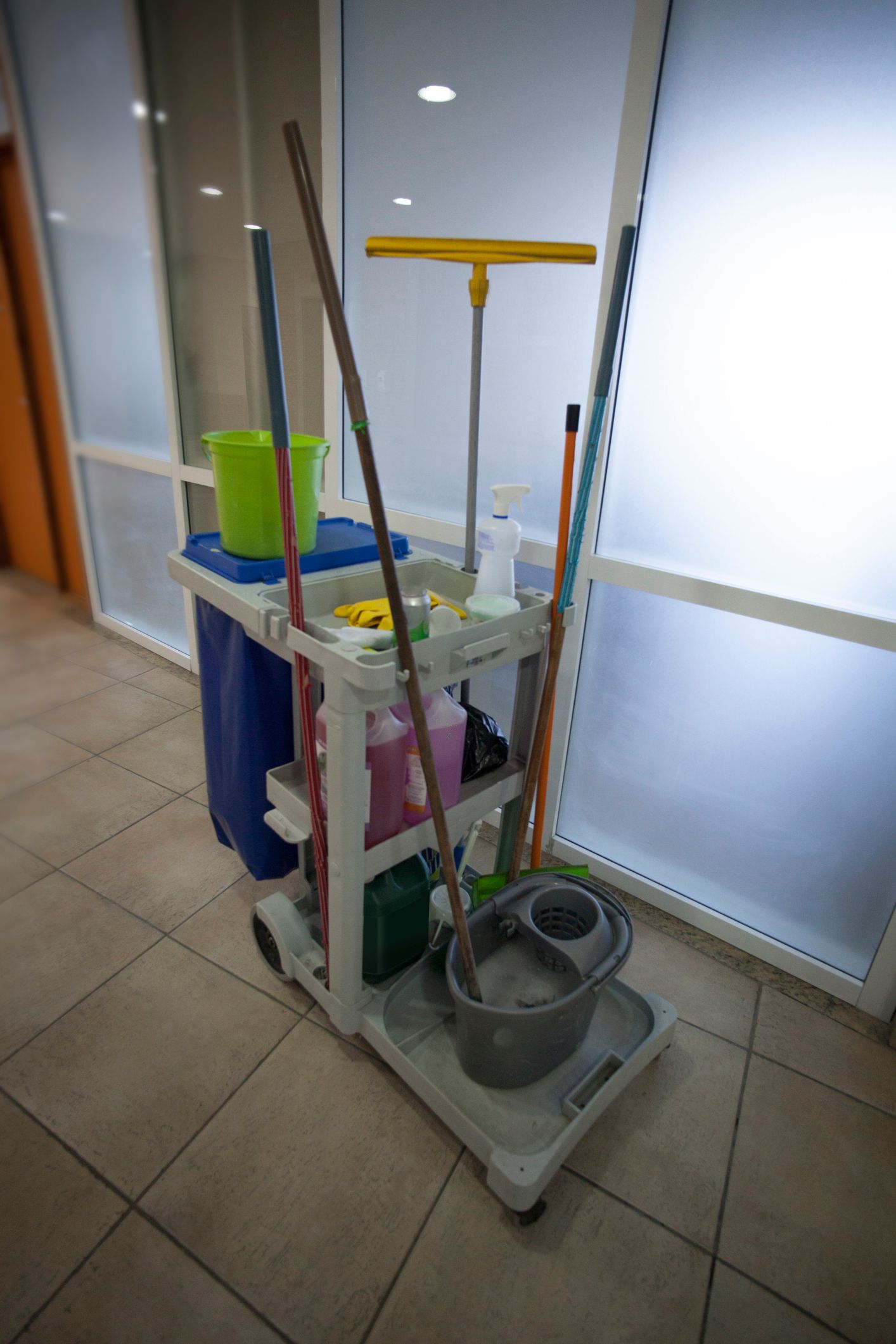 Commercial cleaning cart from Impact Commercial Cleaning Services in Atlanta, GA