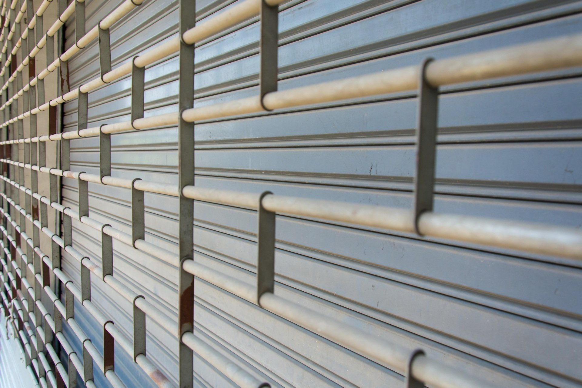 saracinesca in acciaio