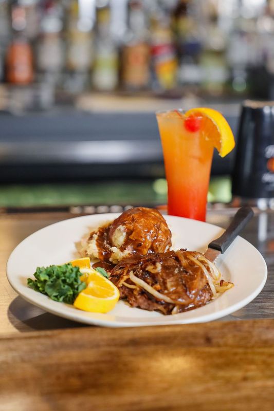 Don’s Seafood & Chophouse