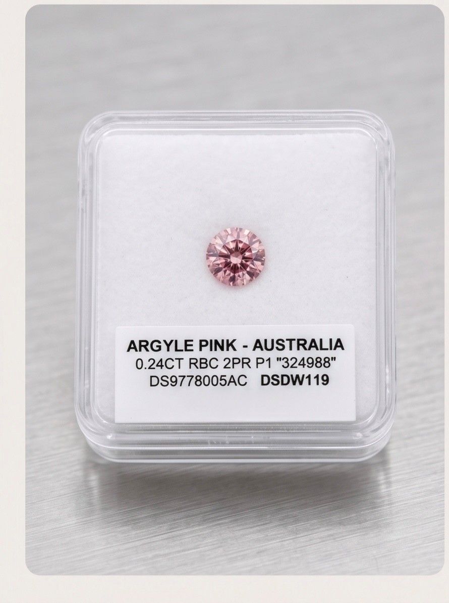CERTIFIED ARGYLE Round Diamond 0.24ct 2PR P1