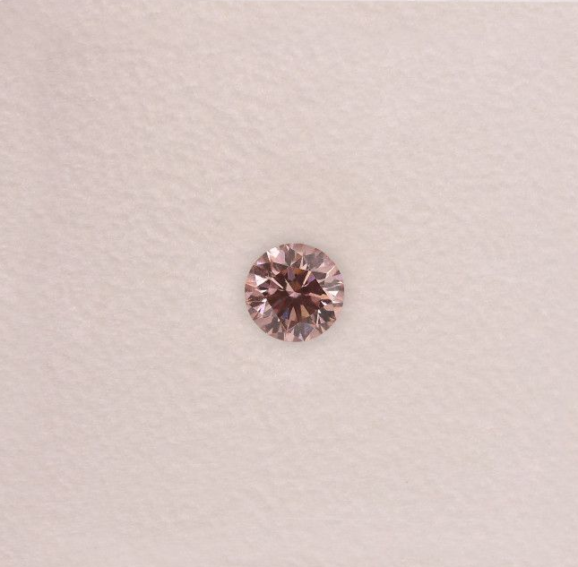 CERTIFIED ARGYLE Round Diamond 0.28ct 5PR VVS1