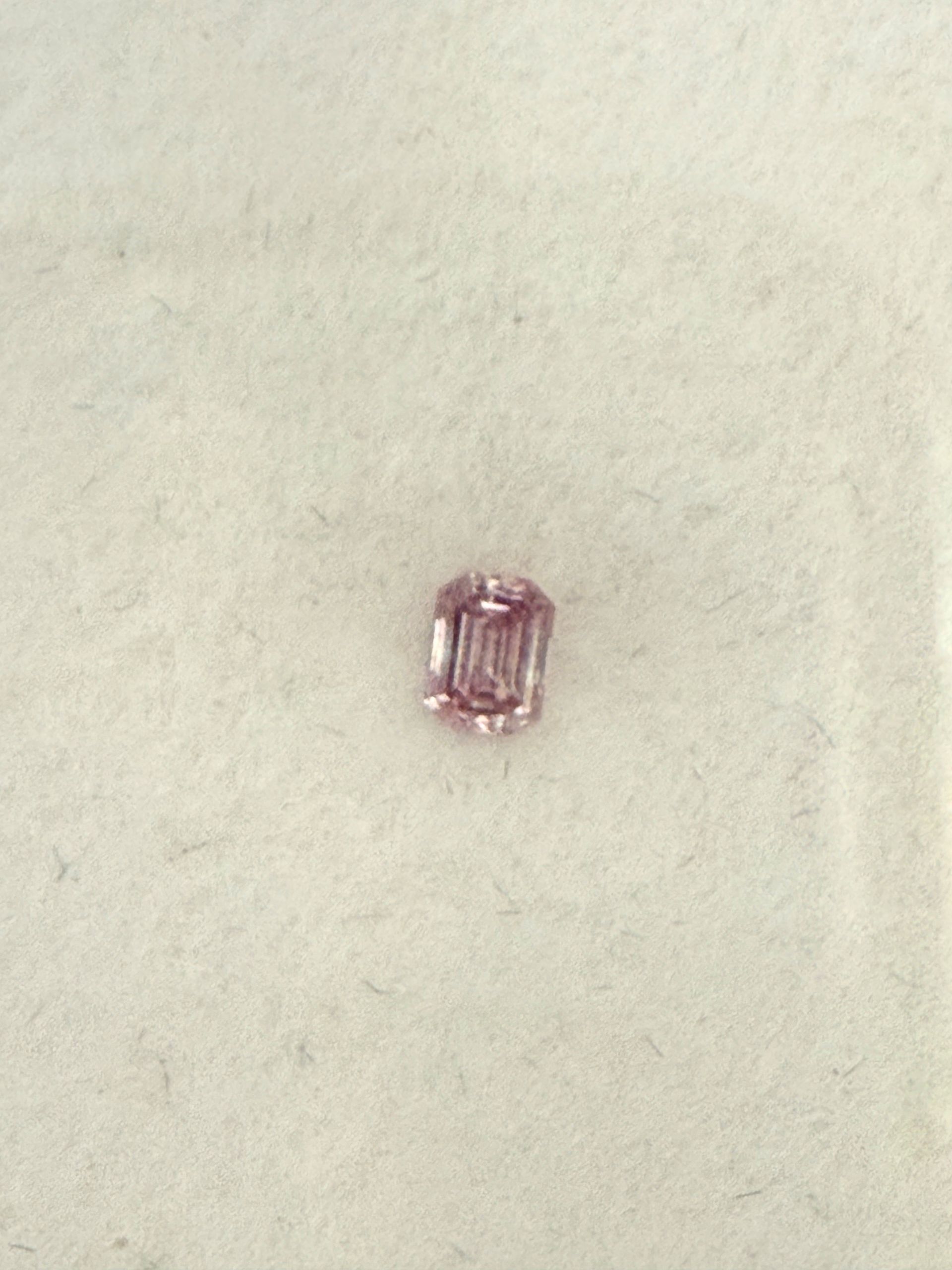 CERTIFIED ARGYLE Emerald Diamond 0.16ct 5PP SI2