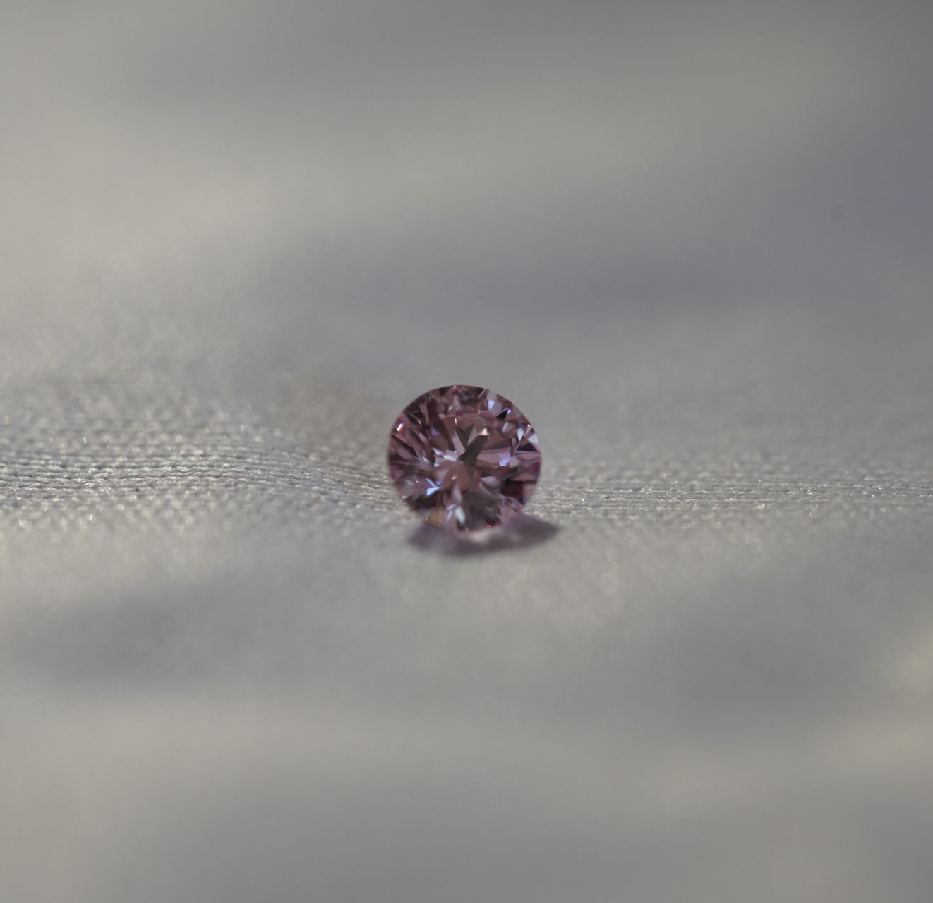 CERTIFIED ARGYLE Round Diamond 0.24ct 6PP SI2