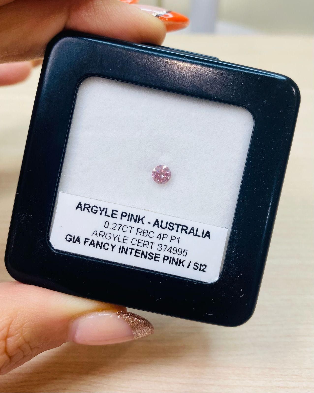 CERTIFIED ARGYLE Round Diamond 0.27ct 4P P1