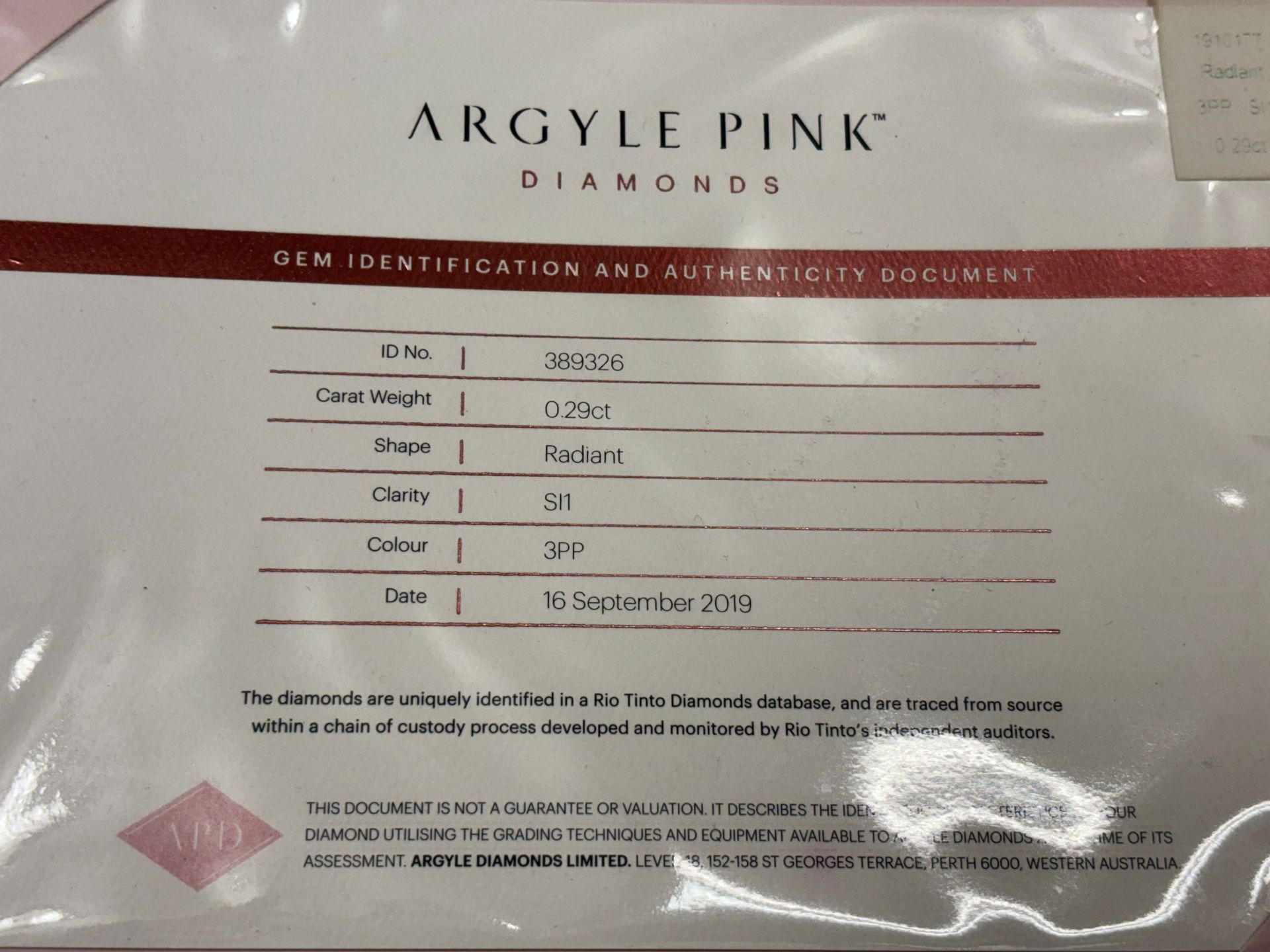 CERTIFIED ARGYLE RADIANT 0.29ct 3PP SI1