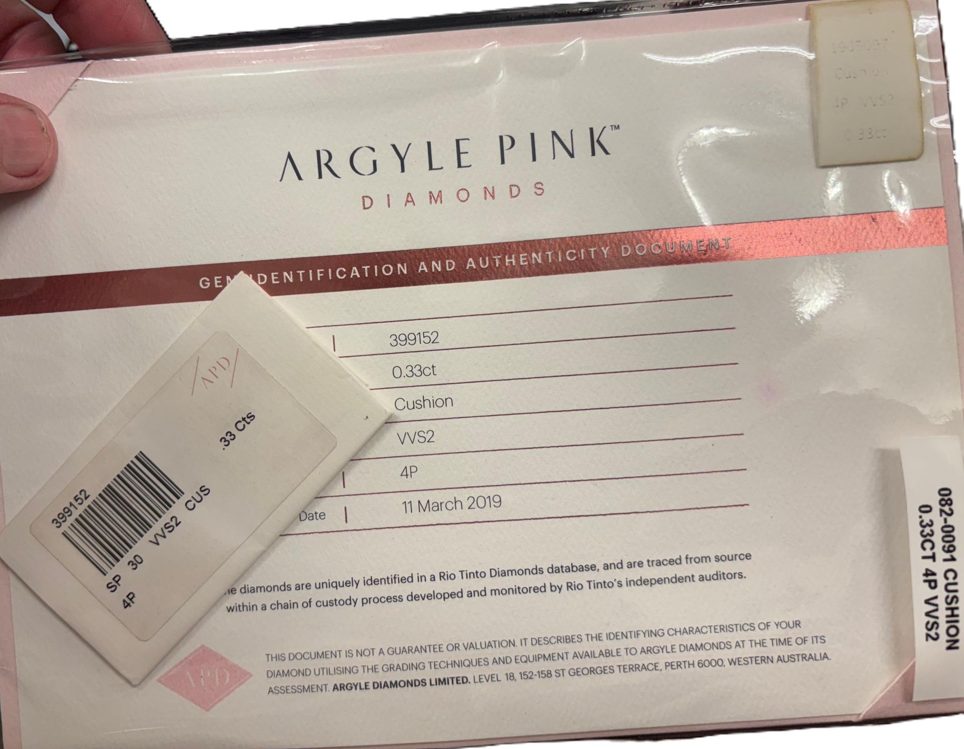 CERTIFIED ARGYLE Cushion Diamond 0.33ct 4P VVS2