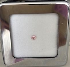CERTIFIED ARGYLE Round Diamond 0.16ct 5P VS2