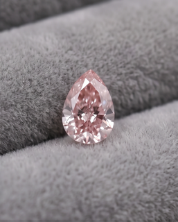 CERTIFIED ARGYLE Pear Diamond 0.08ct 7P SI2