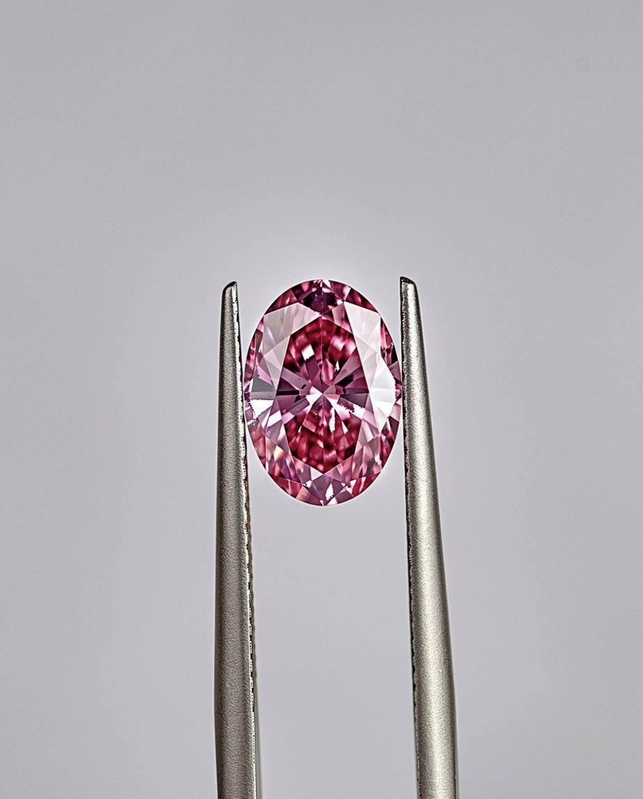 CERTIFIED ARGYLE Oval Diamond 0.16ct 4PP SI1