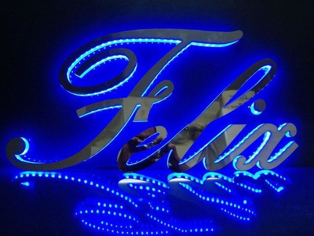 Insegne retroilluminate in acciaio inox Catania