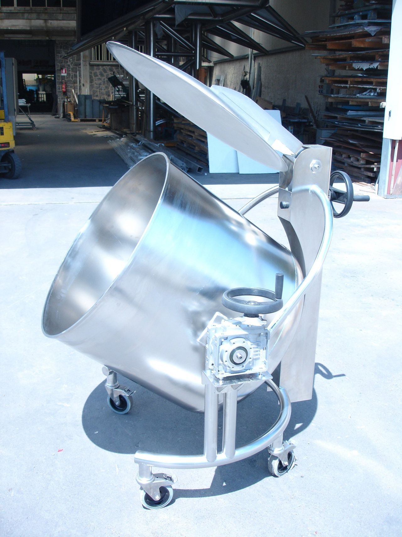 ATTREZZATURE PER CASEIFICI