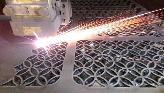 taglio laser acciaio Catania