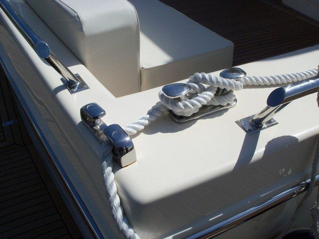 realizzazione accessori e finiture per imbarcazioni in acciaio inox Catania