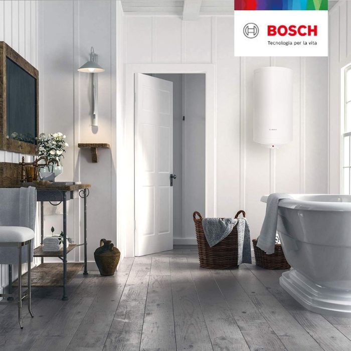bagno con scaldabagno Bosch