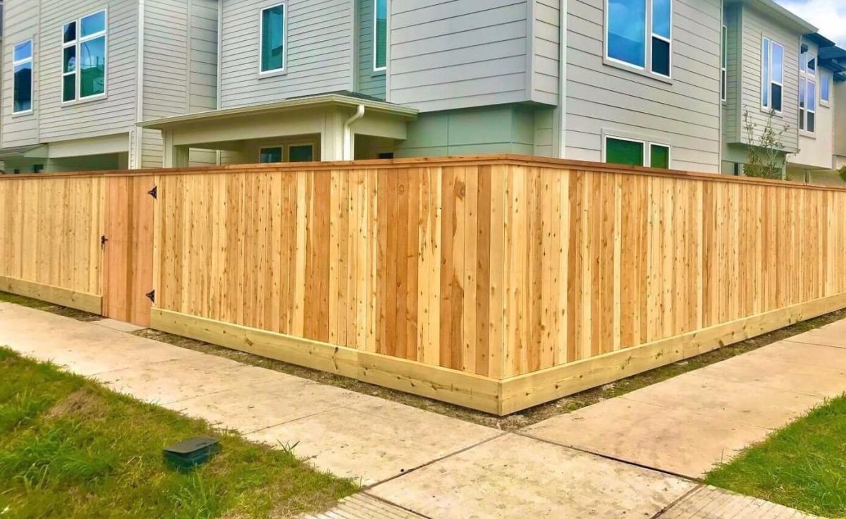 New Wood Fence — Pearland, TX — Fence Keeper
