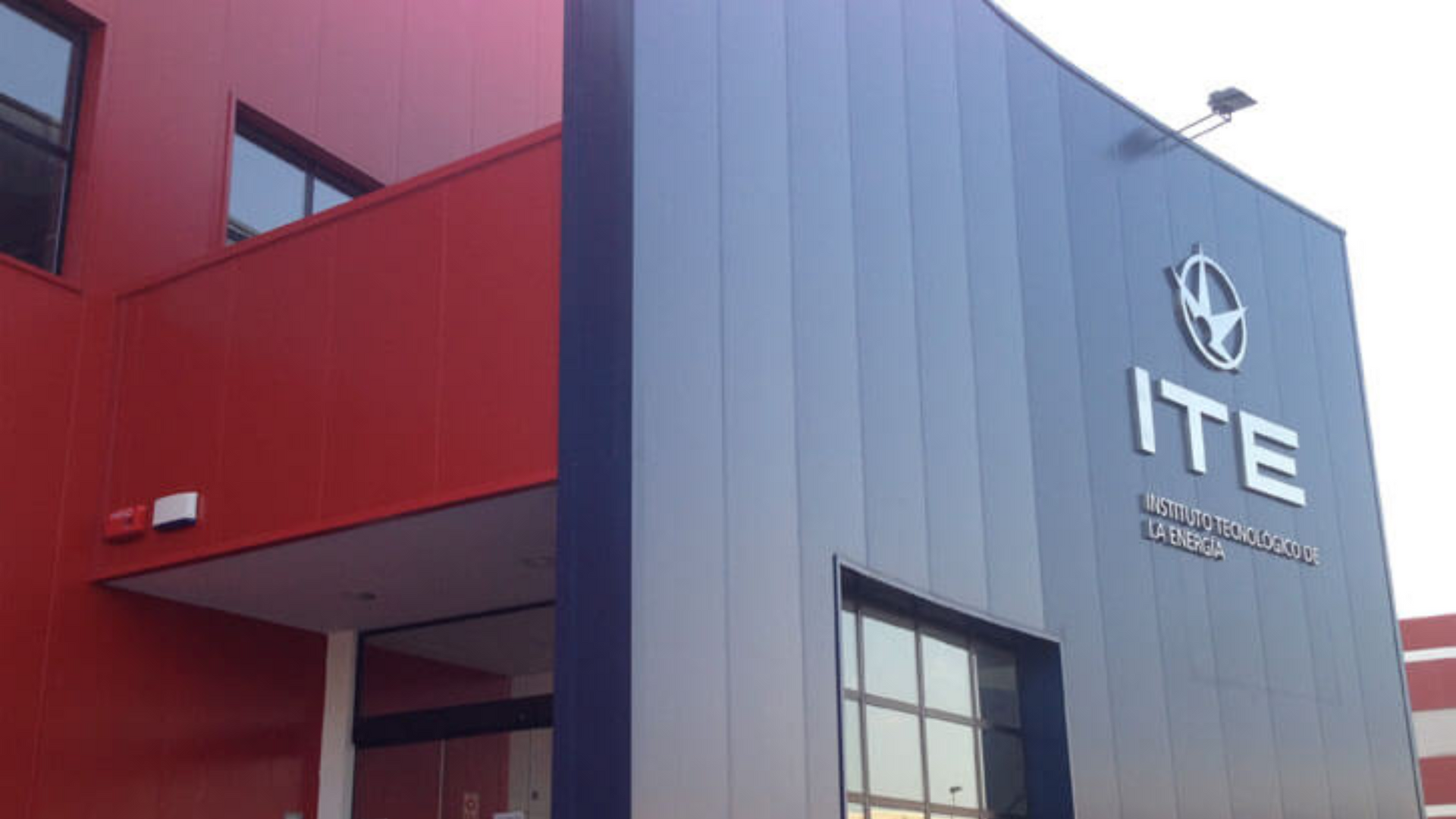 Front exterior of ITE research facility in Valencia, Spain