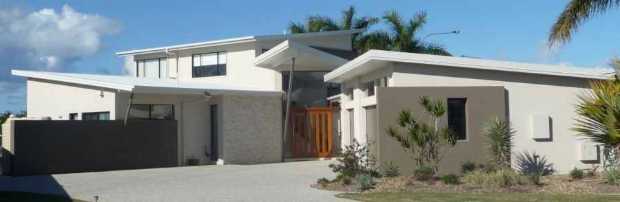 The work of house builders in Northern Brisbane