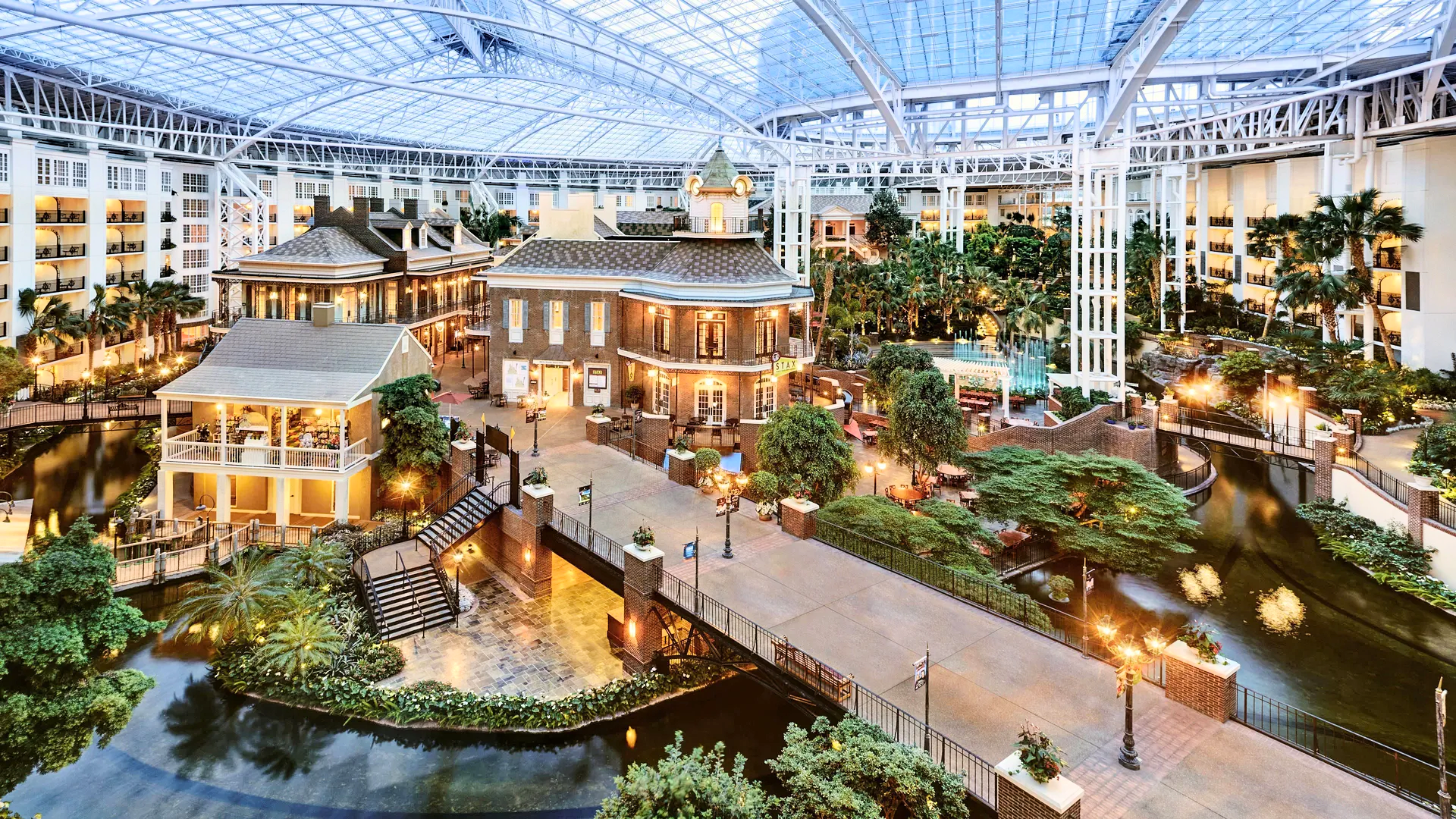 Gaylord Hotels Teacher Discount | Educator Discounts on Hotels & Travel