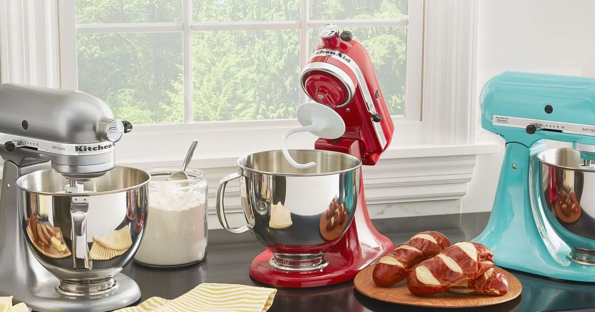 Teachers and students get exclusive education discounts on KitchenAid appliances and cookware.