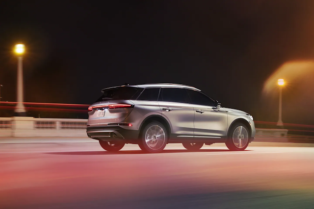 Lincoln Car Teacher Discount