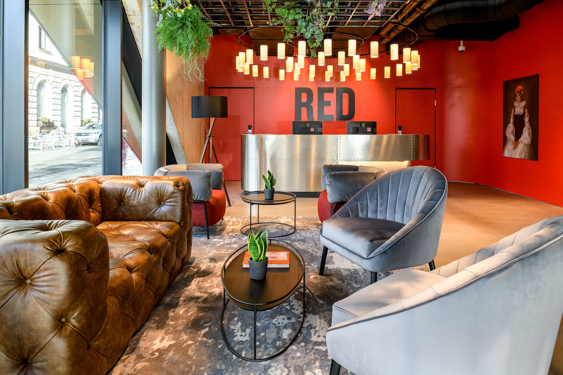 Radisson RED Hotels Teacher Discount | Choice Hotels Teacher Discount | Education Discounts on Hotels & Lodging