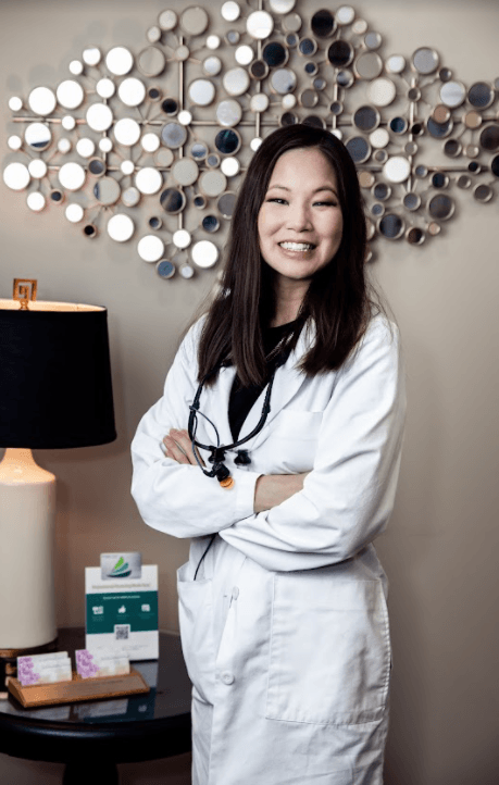 Dentist in Valencia, CA - Dr. Oyama
