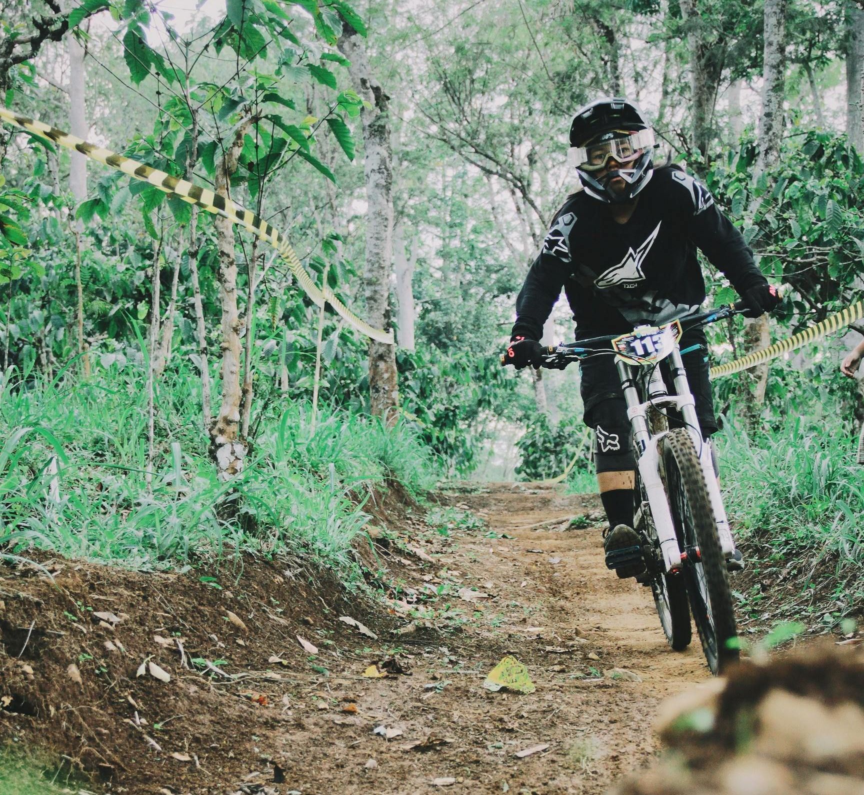 Blogs, knowledge, specific conditions, human body, strains and sprains, low back pain, headache, chronic pain.