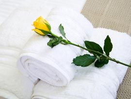 Selection of clearance white towels