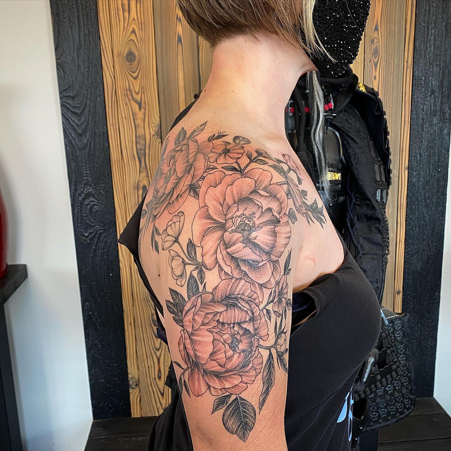 Floral Tattoo by Dale Moostoos at Crimson Empire Tattoo in Edmonton Alberta Canada
