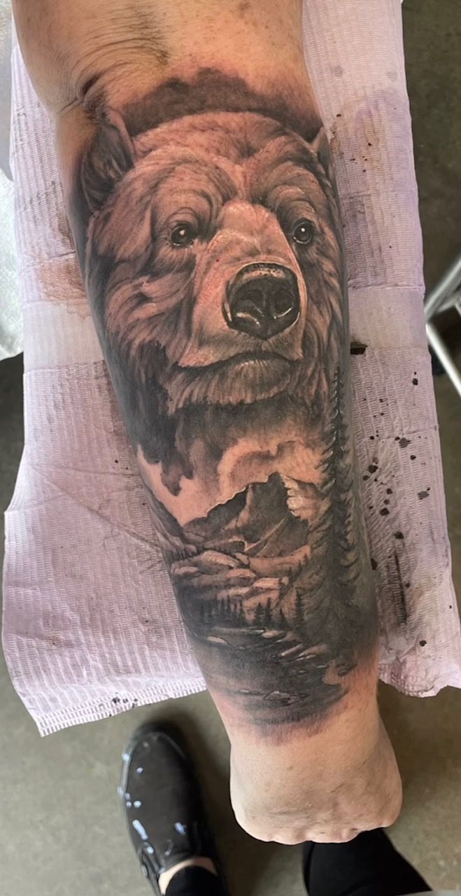 Bear and Mountains Tattoo by Sarah Michelle at Crimson Empire Tattoo in Edmonton Alberta Canada