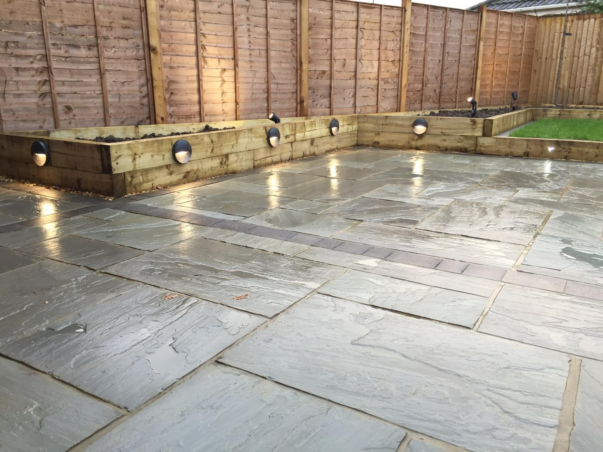 decking lighting for outdoor area