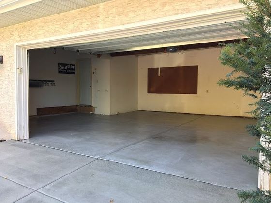 Concrete garage floor in Richmond British Columbia