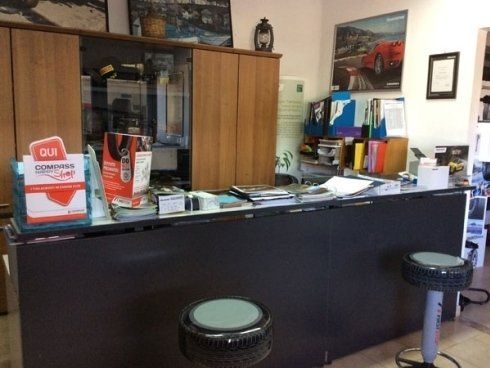 reception di centro revisione auto