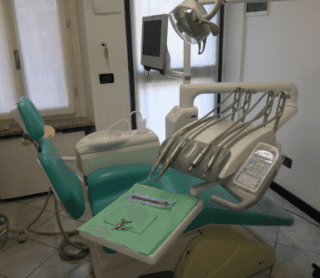 studio odontoiatrico, servizi dentistici, chirurgia orale
