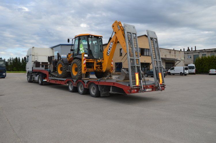 Lielgabarīta - negabarīta kravas