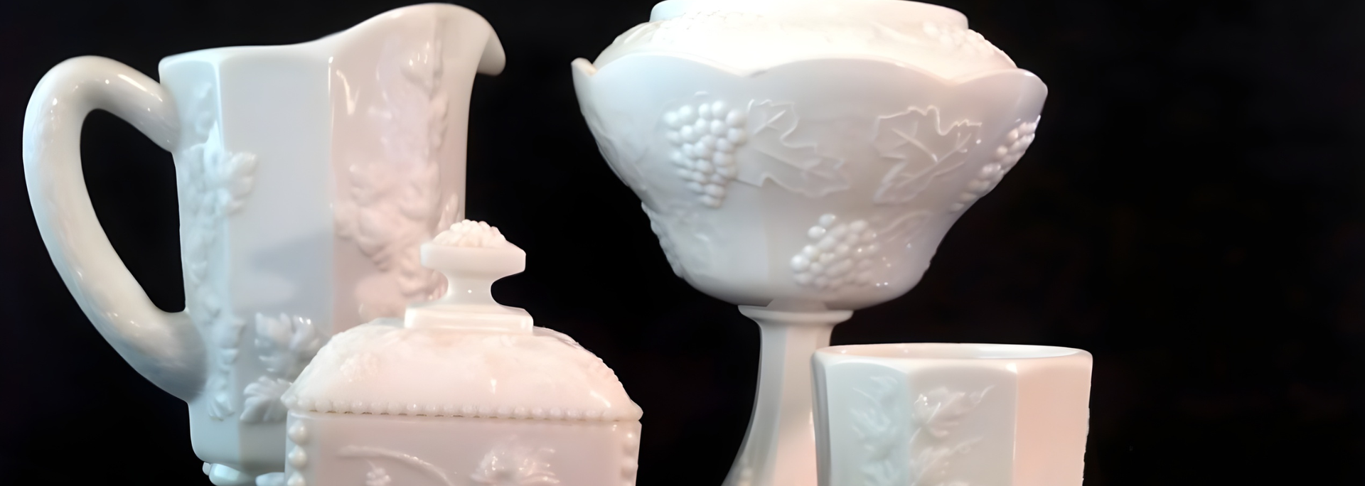 Picture of Milk glass. 