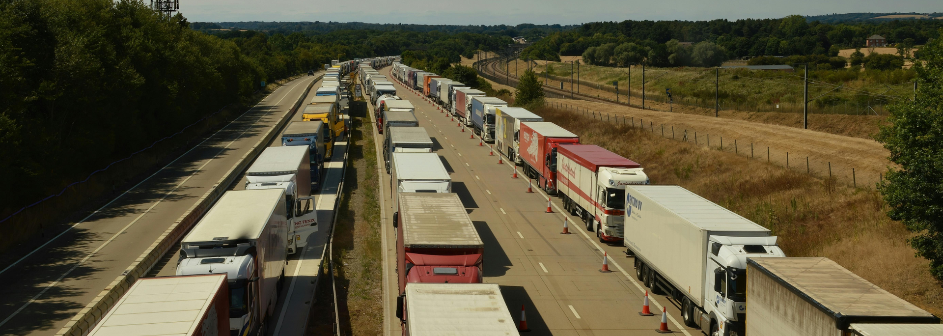 Picture of lorries in a traffic jam.