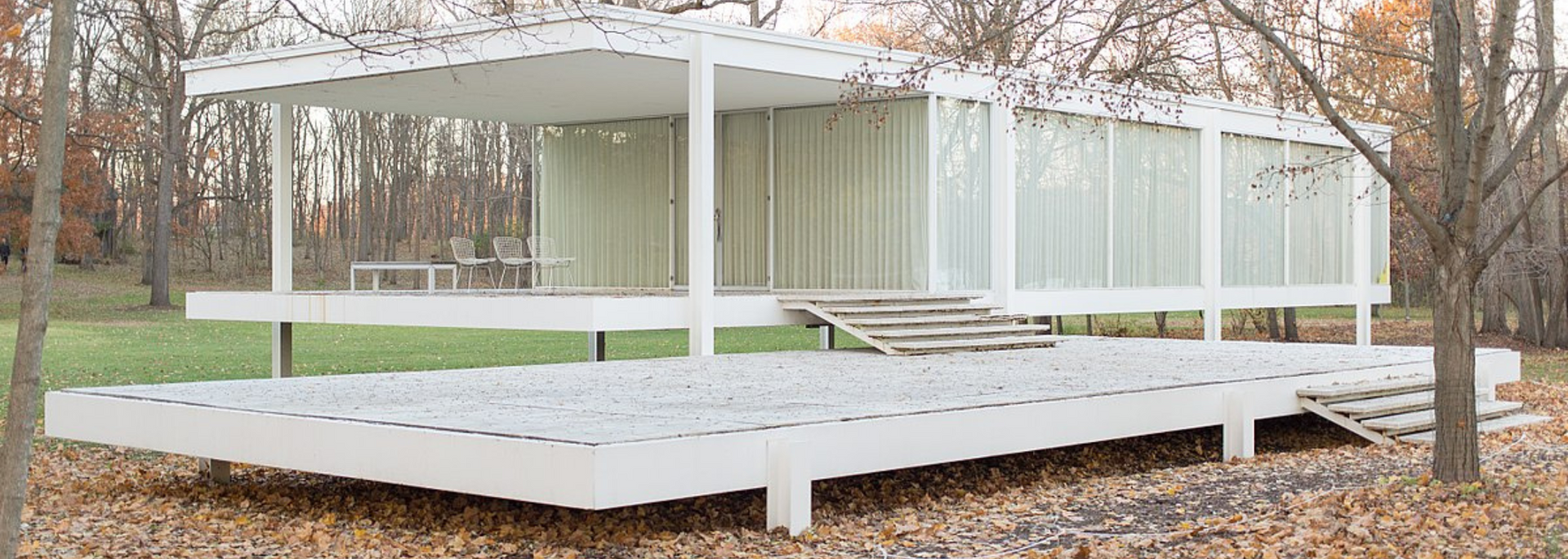 Picture of the Farnsworth House
