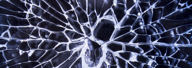 Photo de verre brisé. Photo de verre brisé.