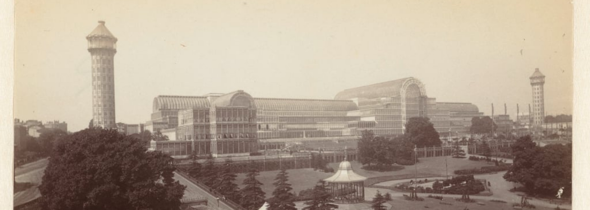 Picture of the Crystal Palace in Hyde Park.